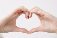 tantetati_pixabay-hands-1179560.jpg